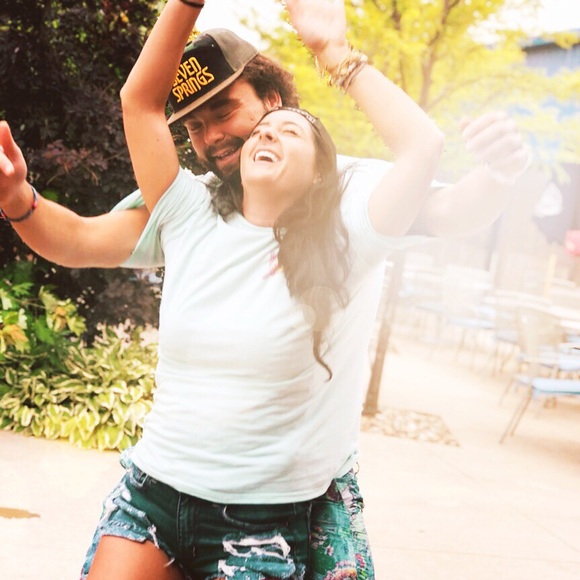 Meet your Posher, Josh - Picture 4 of 5